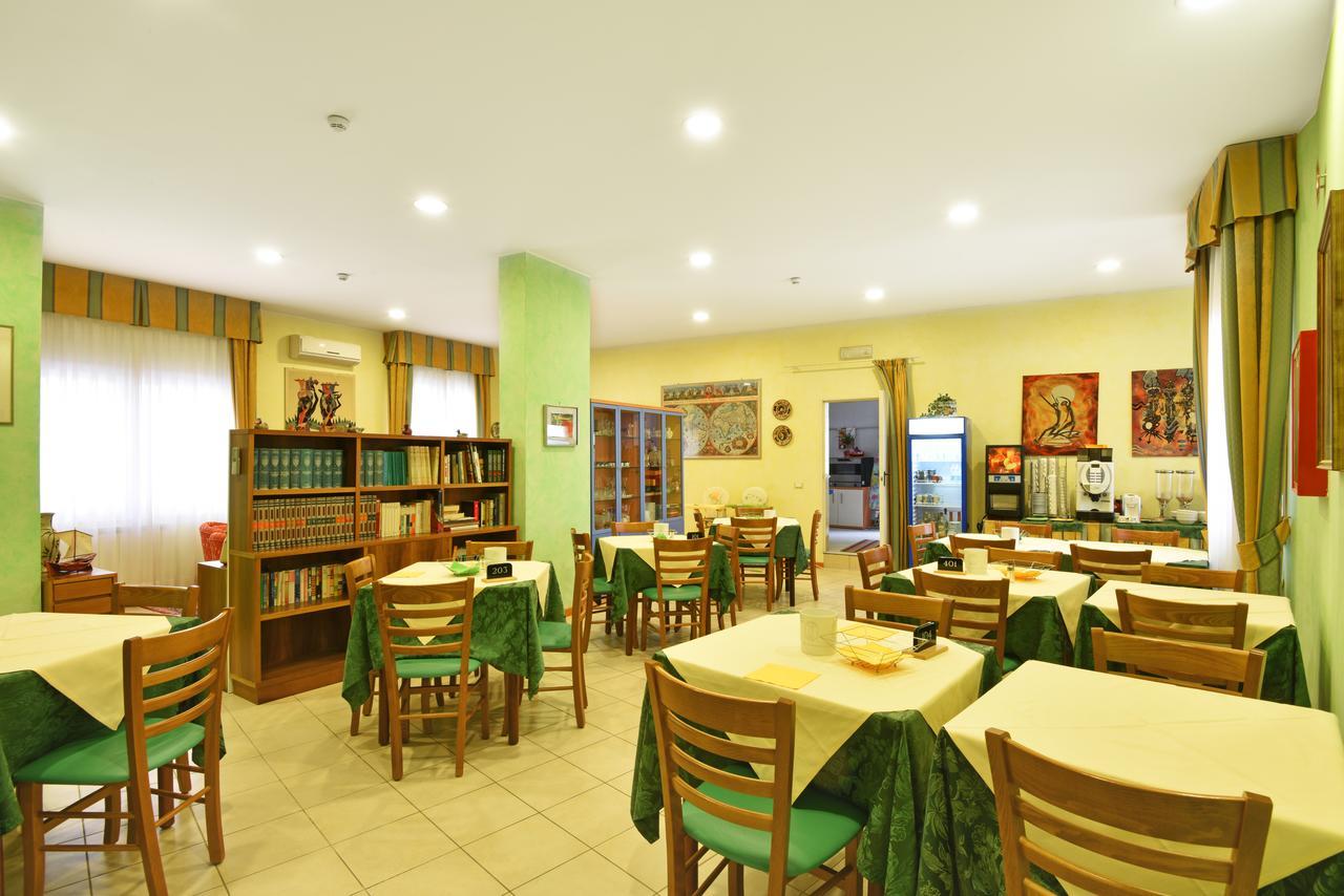 Hotel Villa Olga Caorle Dış mekan fotoğraf