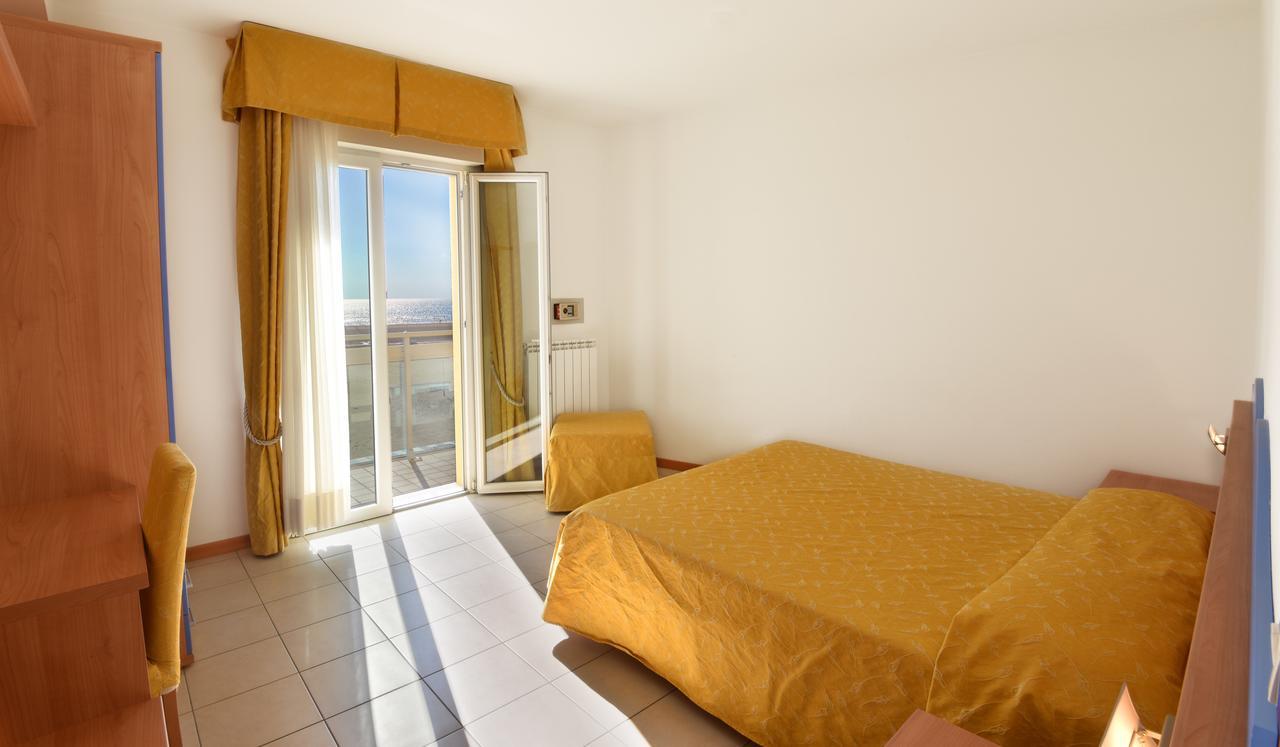 Hotel Villa Olga Caorle Dış mekan fotoğraf